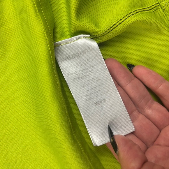 PATAGONIA Mens Neon Green Short Sleeve Fore Runner Shirt size: Large - Picture 11 of 11